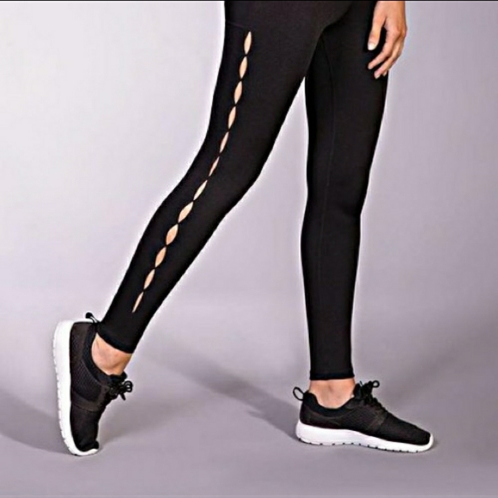*2 for $20* NWOT Popfit cutout leggings